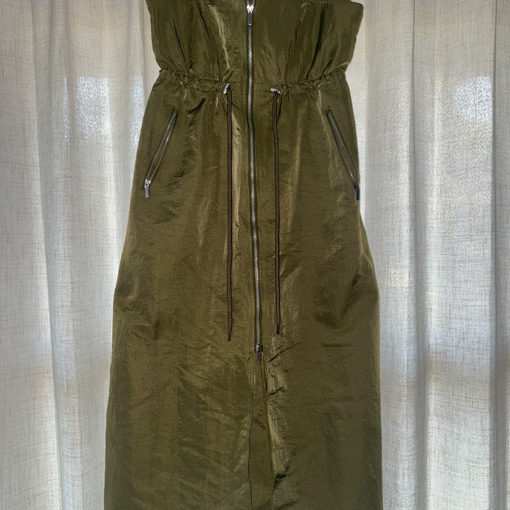 Chic Olive Green Strapless Midi Dress